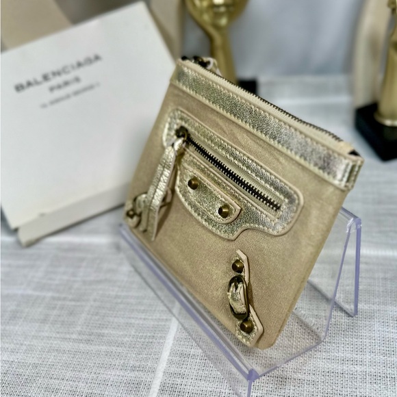 NEW! Balenciaga Parfums Ivory Gold Pouchette - Picture 5 of 12